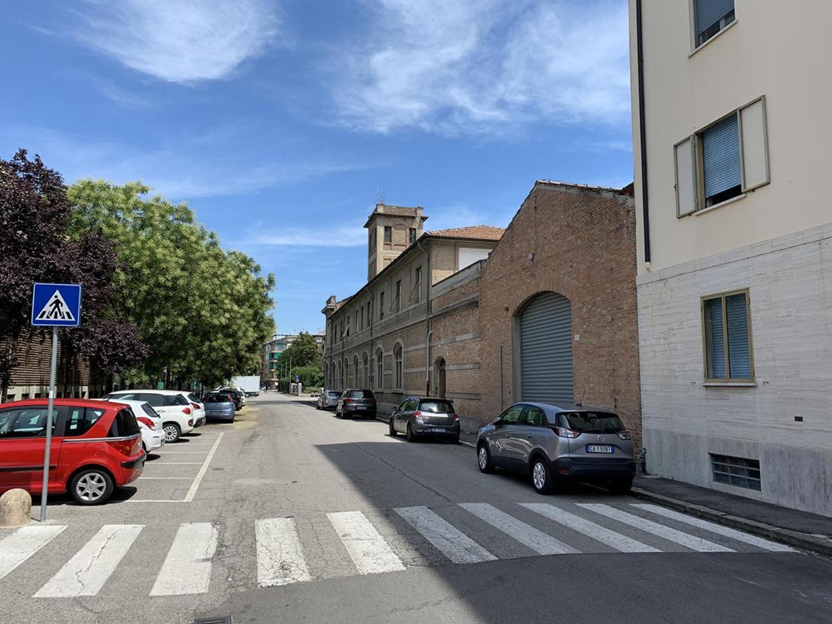 Indipendent Blue Apartment Ferrara Luaran gambar